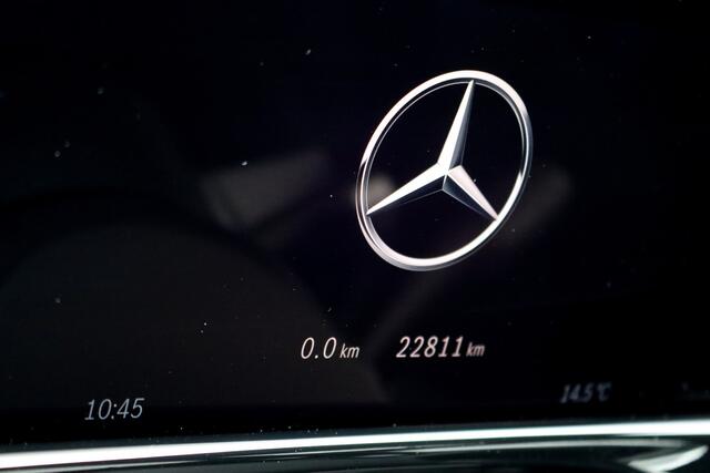 Mercedes-Benz E-Klasse 400 e 4MATIC AMG Line | Hyperscreen | Luchtvering | Achterasbesturing | Distronic+ | HUD | Massage | Burmester | Nappa Leder | Trekhaak | Vla