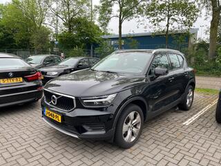 VOLVO XC40 1.5 T3 MOMENTUM PRO **LEES TEKST**