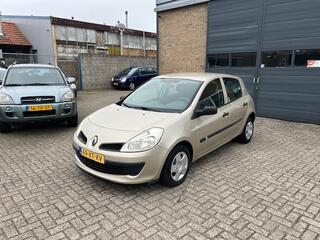 RENAULT CLIO 1.4-16V Business Line//Airco