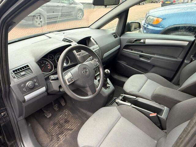 Opel Zafira 2.2 Enjoy Apk/Airco/6.Bak/GOED LEZEN AUB