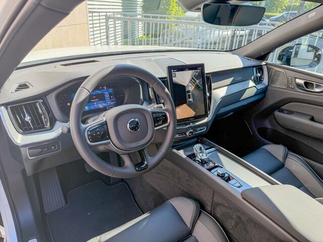 Volvo XC60 2.0 T8 Plug-in hybrid AWD Plus Black Edition Pano-360-Head up-Keyless-H&K-21