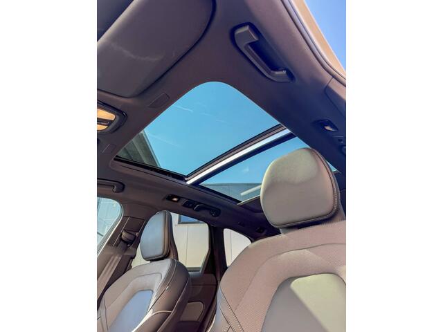 Volvo XC60 2.0 T8 Plug-in hybrid AWD Plus Black Edition Pano-360-Head up-Keyless-H&K-21