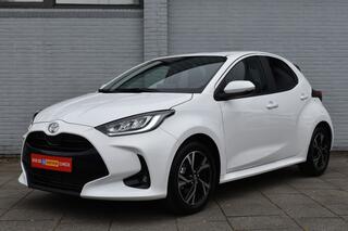 TOYOTA YARIS 1.5 Hybrid 115 Dynamic Automaat 116pk | Keyless entry | Achteruitrijcamera | Lichtmetalen velgen |