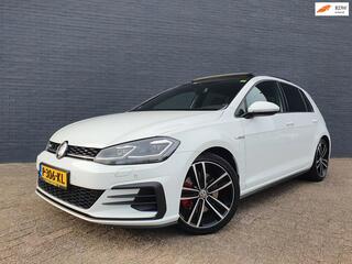 Volkswagen Golf VII
