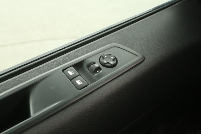 Opel Vivaro Vivaro-e 75 kWh L3H1 | DC | 9 Zits | Snelladen | SOH 99% | Airco | Cruise | Camera | Carplay