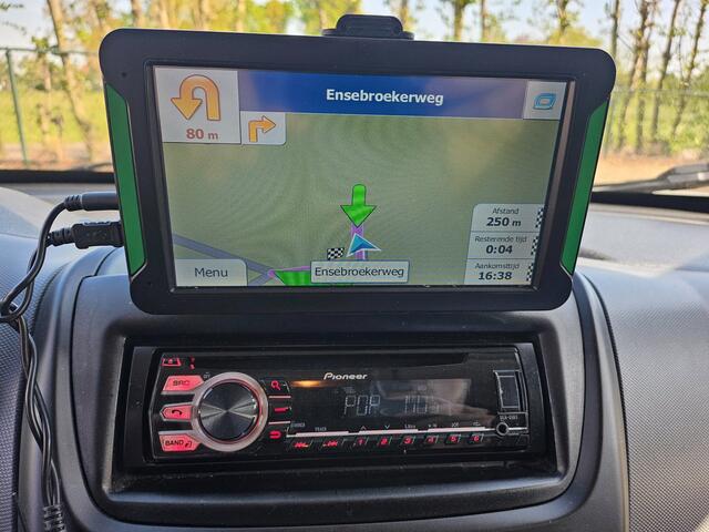 Fiat Doblo Cargo 1.4i Benzine met Navi, PDC Camera, Zijdeur en Diverse Opties