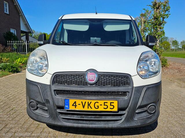 Fiat Doblo Cargo 1.4i Benzine met Navi, PDC Camera, Zijdeur en Diverse Opties