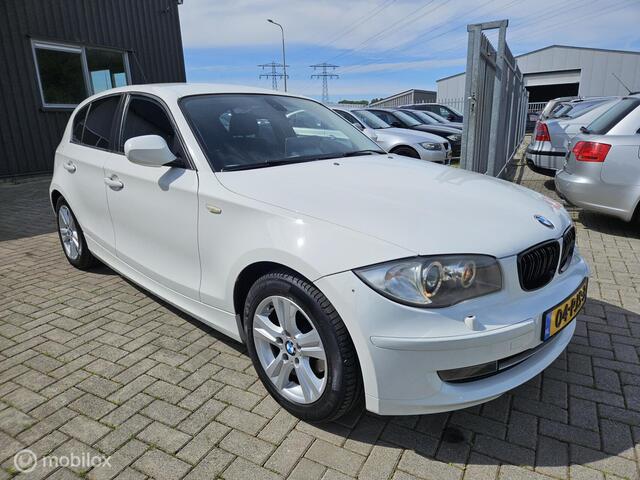 BMW 1-Serie 116i Business Line Ultimate Edition AUTOMAAT met  KETTING.