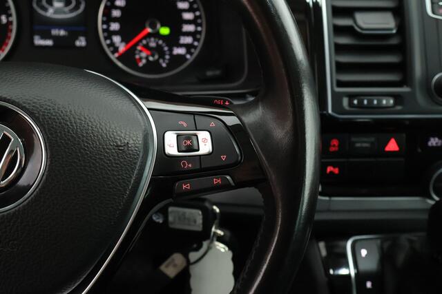 Volkswagen Transporter 2.0 TDI 204pk DSG L1H1 Caravelle Marge Trekhaak Leder Navigatie Led Koplampen ACC