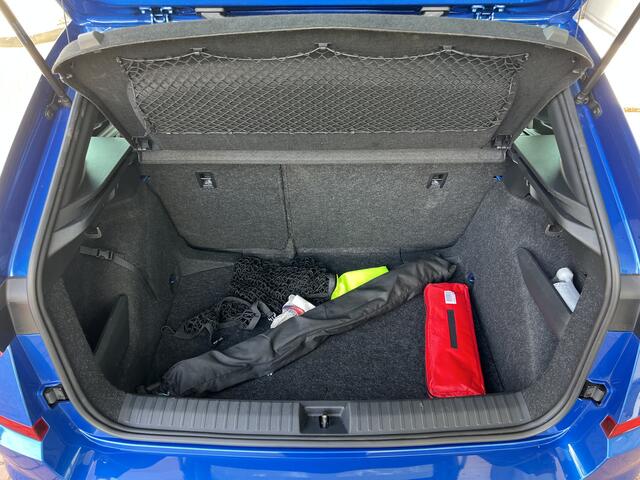 Skoda Kamiq 1.0 TSI 110pk DSG Ambition / Panoramadak / Virtual cockpit / Navigatie / Smartlink / Parkeersensoren V+A /  17'' LMV