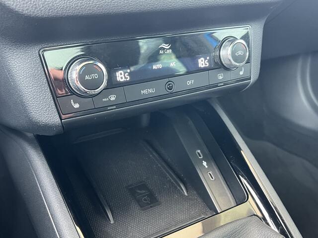 Skoda Kamiq 1.0 TSI 110pk DSG Ambition / Panoramadak / Virtual cockpit / Navigatie / Smartlink / Parkeersensoren V+A /  17'' LMV