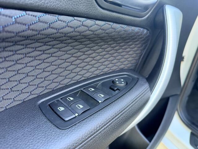 BMW 1-Serie 118i Executive M-Sport | Alcantara | Automaat | BMWLaser