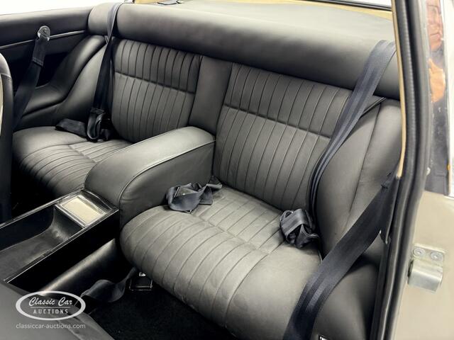 Ferrari 365 GT 2+2  - ONLINE AUCTION