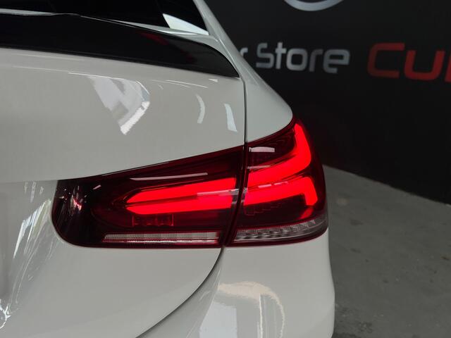 Mercedes-Benz A-Klasse 250 e Premium Plus | Pano | Stoelverwarming | Alcantara/Leder