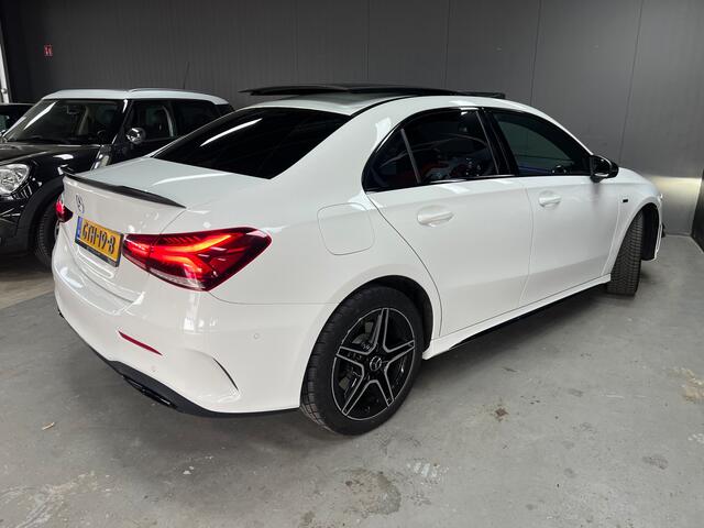 Mercedes-Benz A-Klasse 250 e Premium Plus | Pano | Stoelverwarming | Alcantara/Leder