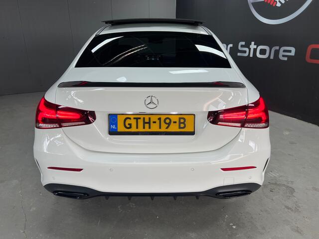 Mercedes-Benz A-Klasse 250 e Premium Plus | Pano | Stoelverwarming | Alcantara/Leder