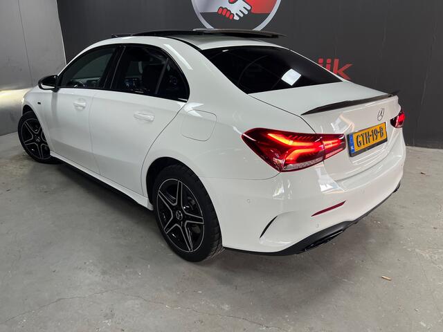 Mercedes-Benz A-Klasse 250 e Premium Plus | Pano | Stoelverwarming | Alcantara/Leder