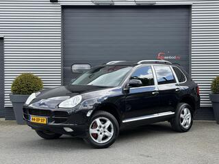 PORSCHE CAYENNE 3.2 | Panoramadak | Xenon | Trekhaak | Climate Control | Bose |