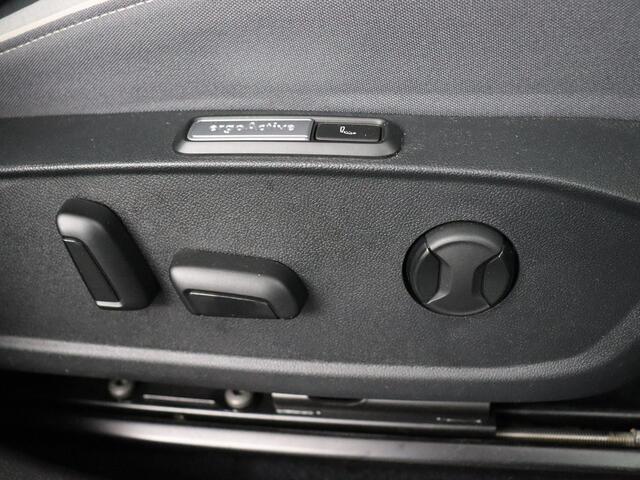 Volkswagen Id.3 Pro S 77 kWh SoH 91,5% | Warmtepomp | Elektrische Stoelen | Two Tone | Cruise Control