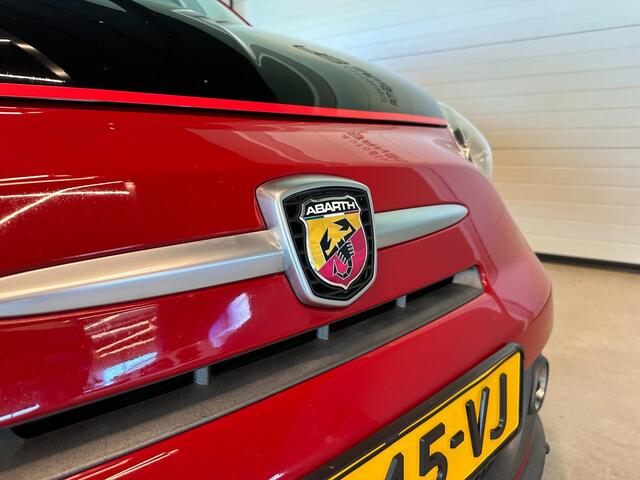 Fiat 500 ABARTH 1.4 T-Jet COMPETIZIONE AUTOMAAT 180pk|CLIMA AIRCO|BLUETOOTH|ZWARTE LM-VELG|APK+OH-BEURT+nwe D-RIEM BIJ AFLEVERING