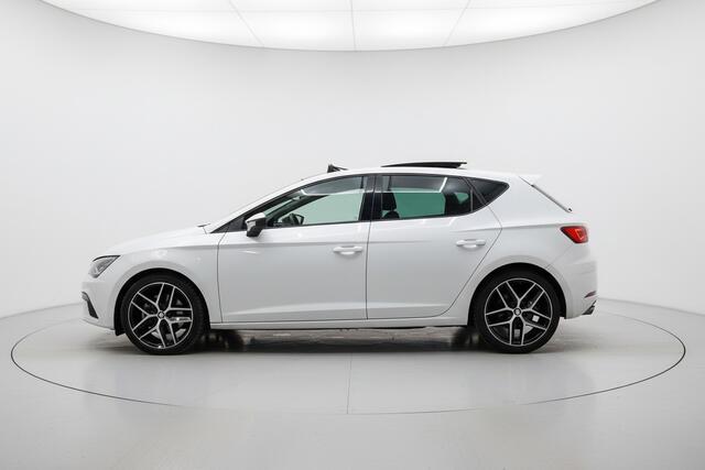 Seat Leon 1.5 TSI FR PANO VIRTUAL SFEER ACC SFEER TREKHAAK