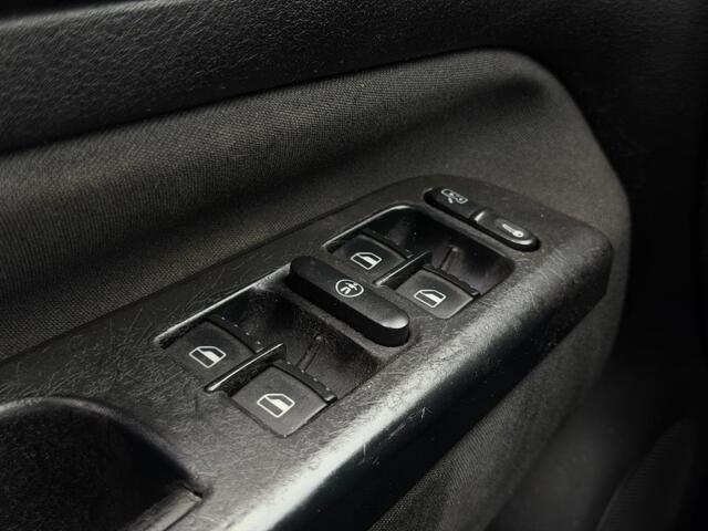 Volkswagen Golf 1.6-16V Oxford |Airco |CruiseC |e APK