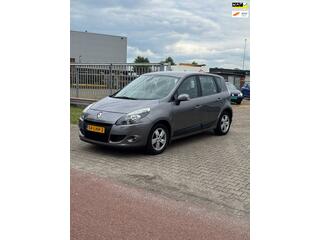 Renault Scenic (2009 - 2016)