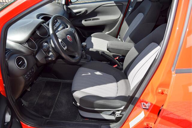Fiat Punto Evo 0.9 TwinAir Sempre Climate Cruise Navi 100pk