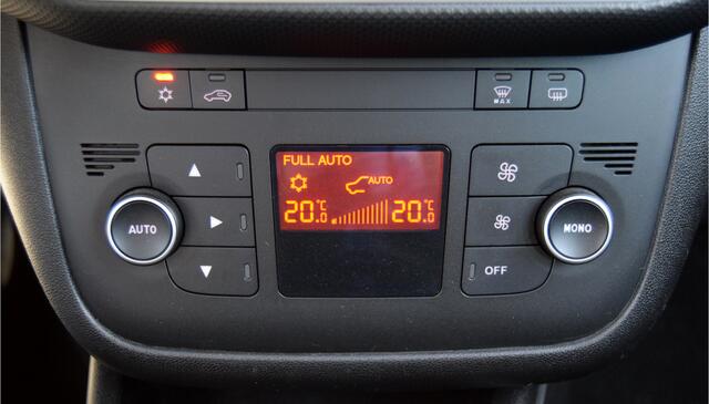 Fiat Punto Evo 0.9 TwinAir Sempre Climate Cruise Navi 100pk