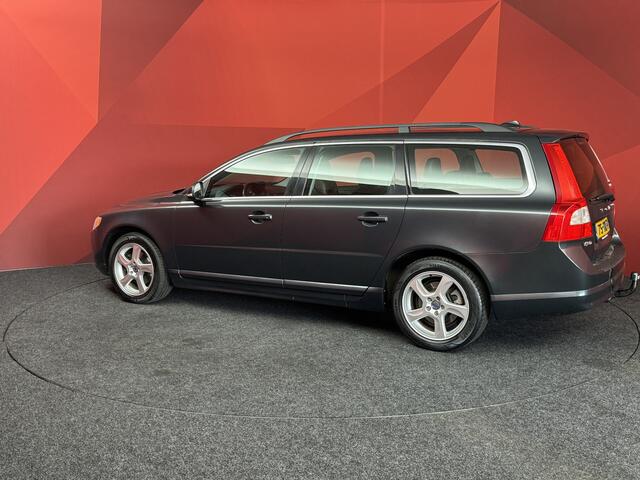 Volvo V70 1.6 T4 Limited Edition  | Automaat | Navigatie | Leer | Stoelverwarming | 180PK |