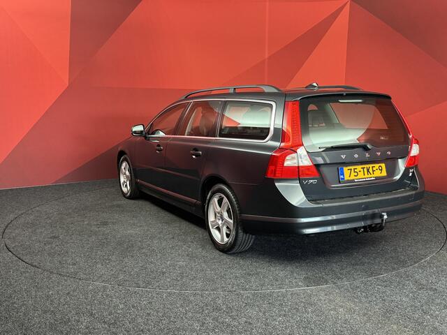 Volvo V70 1.6 T4 Limited Edition  | Automaat | Navigatie | Leer | Stoelverwarming | 180PK |