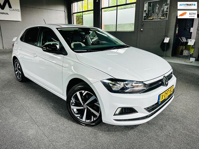 Volkswagen Polo 1.0 TSI Beats - ACHTERUITRIJCAMERA - SFEERVERLICHTING - NAVI - AUTOMATISCHE CLIMA - STOELVERW - APPLE CARPLAY -