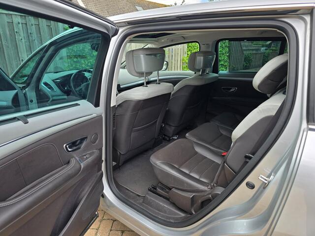 Renault Espace 1.6 TCe Initiale Paris 7p.