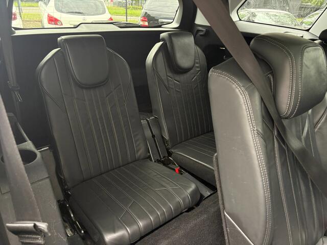 Peugeot 5008 1.2 PureTech Allure 7 Pers |Pano,Leder,Cam,Navi,PDC|