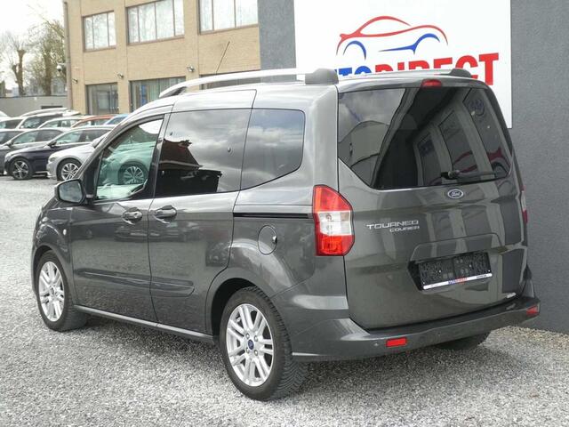 Ford Tourneo COURIER 1.5 TDCi Titanium Navi, Camera, Carplay, Airco