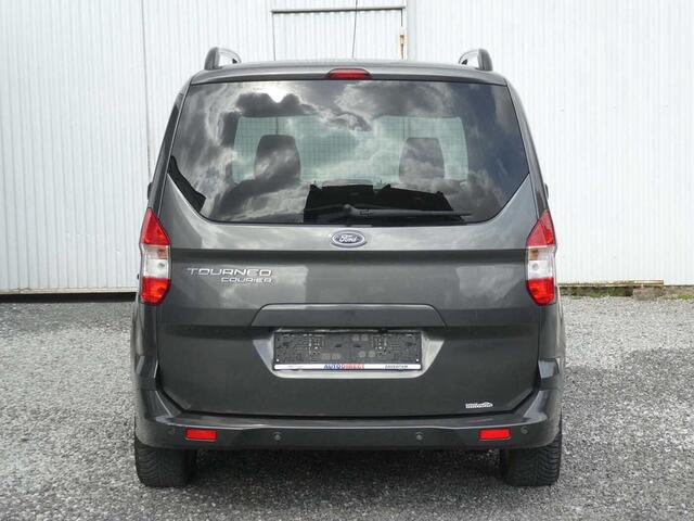Ford Tourneo COURIER 1.5 TDCi Titanium Navi, Camera, Carplay, Airco