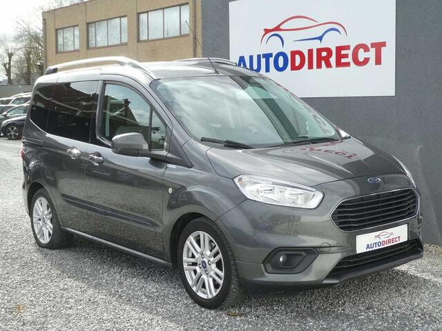 Ford Tourneo COURIER 1.5 TDCi Titanium Navi, Camera, Carplay, Airco