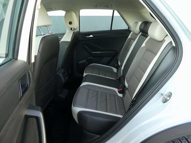 Volkswagen T-ROC 1.0 TSI BiTone Cuir, Led, Navi, Carplay, Airco