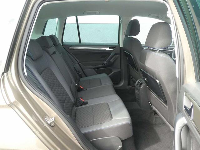 Volkswagen Golf SPORTSVAN Sportsvan 1.0 TSI BMT Join AUTOMAAT Navi, Camera