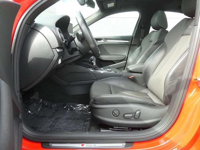 Audi A3 2.0 TDi Quattro S-Line S tronic Cuir, Navi, Xenon, Pano, Camera, Jantes 18'