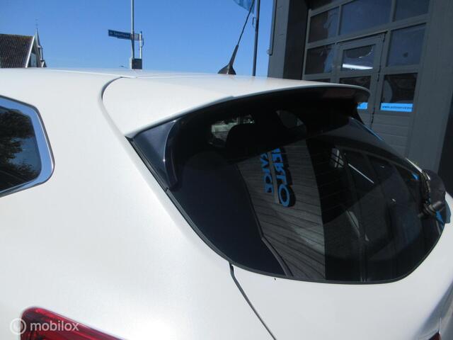 Nissan Qashqai 1.2 Connect Edition Automaat 115dkm 
