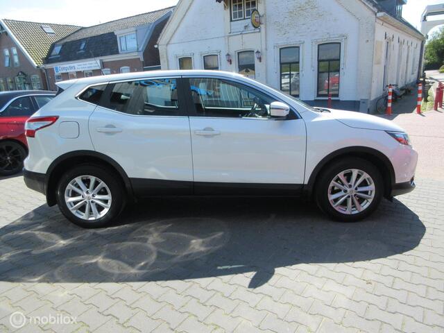 Nissan Qashqai 1.2 Connect Edition Automaat 115dkm 