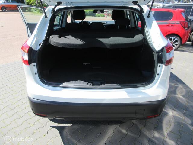 Nissan Qashqai 1.2 Connect Edition Automaat 115dkm 