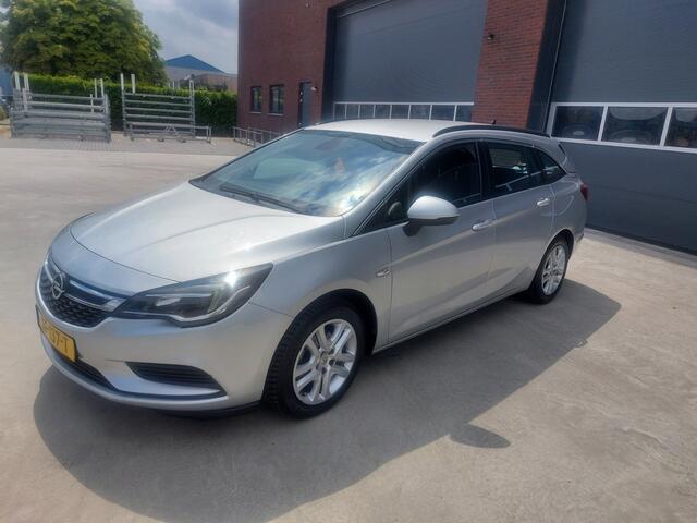 Opel Astra Sports Tourer 1.6 CDTI Business+Airco/Navigatie 3-2018