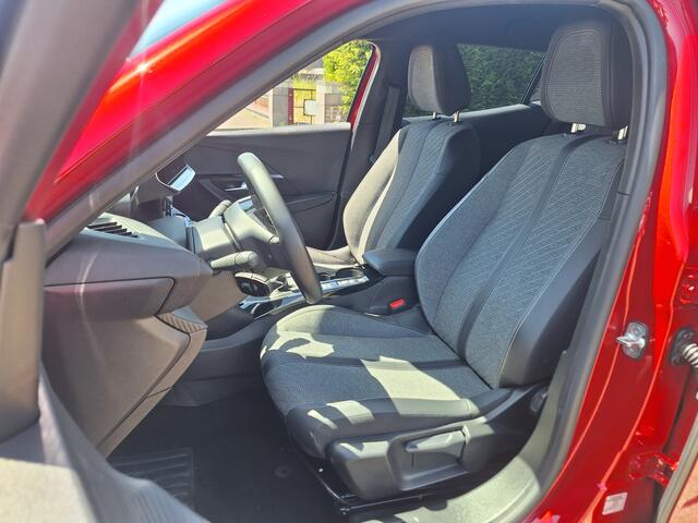 Peugeot 2008 1.2 PureTech 100 Allure