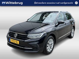 VOLKSWAGEN TIGUAN 1.5 TSI Life Business / ADAPTIVE CRUISE/ APP-CONNECT/ PARK.SENSOREN V+A/ CAMERA/ STUUR+STOELVERWARMING/ MASSAGE/ ELEK.ACHTERKLEP/ KEYLESS/ DIGITAL DASH/ NAVI/ DAB/ CLIMA/ 17'' LMV