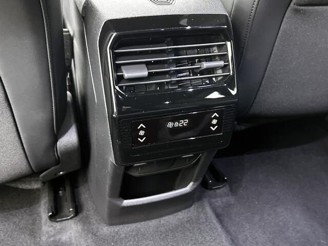 Peugeot 5008 Hybrid 145 pk Automaat Allure | Rijklaar | Panoramisch navigatie pack | AGR-stoelen | 360 camera | Dodehoekdetectie |