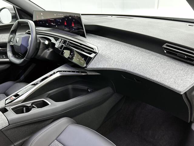 Peugeot 5008 Hybrid 145 pk Automaat Allure | Rijklaar | Panoramisch navigatie pack | AGR-stoelen | 360 camera | Dodehoekdetectie |