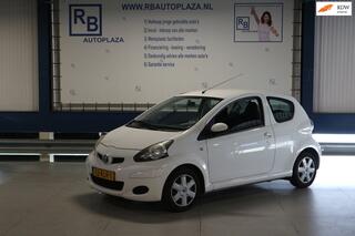 TOYOTA AYGO 1.0-12V Comfort / AIRCO / WHITE PACK / NAP KM STAND / APK 2027 ! ! !