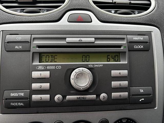 Ford Focus 1.6-16V Futura AIRCO | TREKHAAK | ELEK RAMEN | NWE APK
